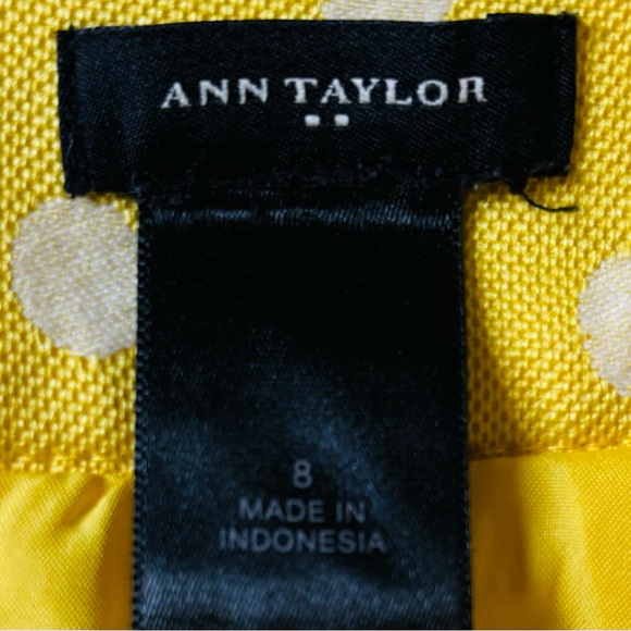 ๐NWT Ann Taylor Yellow Polka Dot Pencil Skirt ๐ - Picture 4 of 5